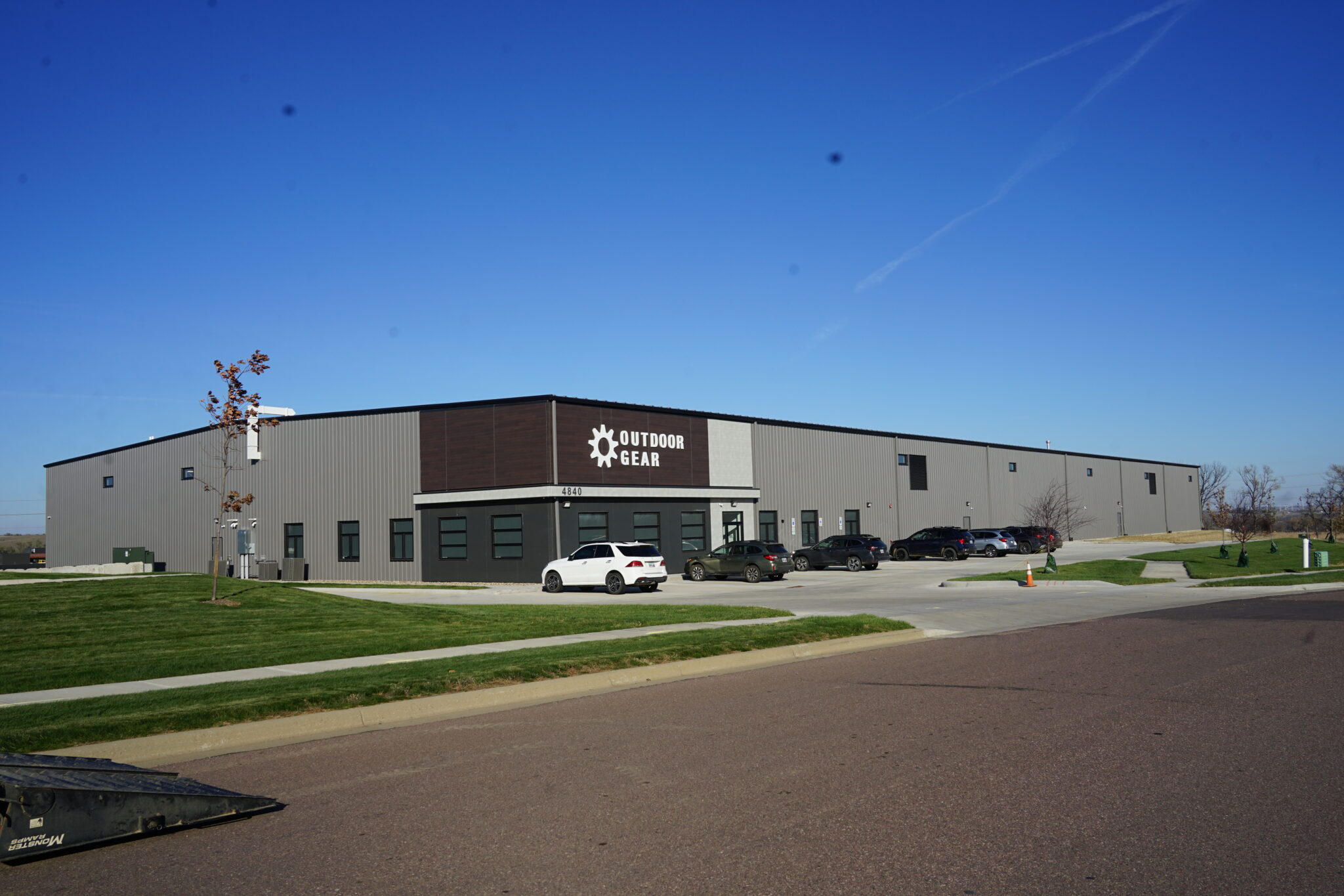 Outdoor Gear Empire Building Construction