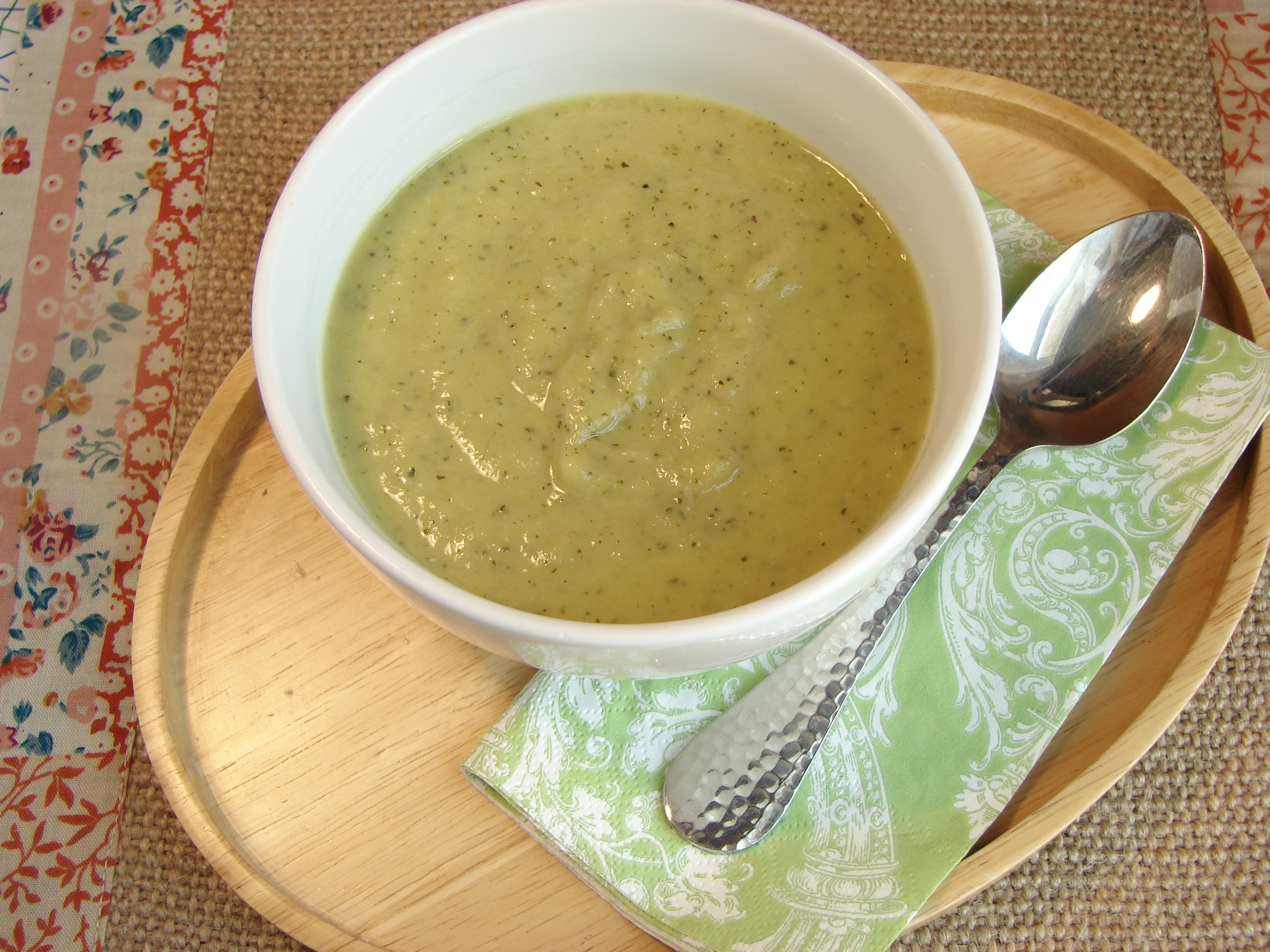 Creamy Zucchini Leek Soup