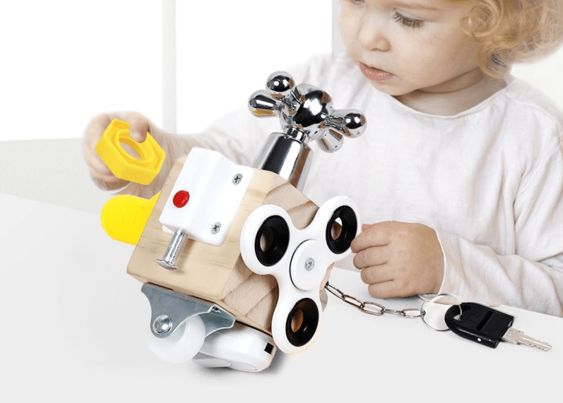 Aprendizagem precoce Busy Box™ Brinquedito