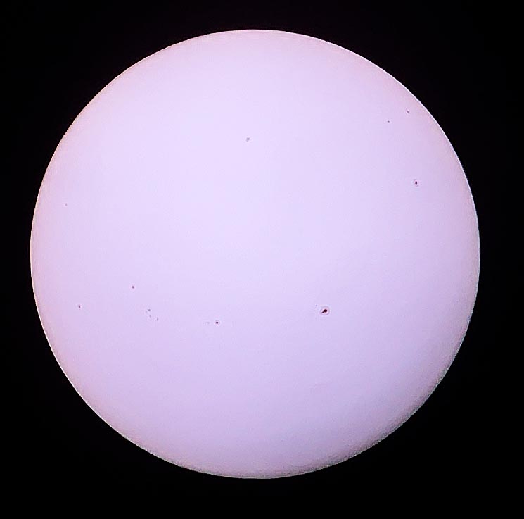 Sunspots of this morning by MK105BINO MATSUMOTOEMS Innovation of