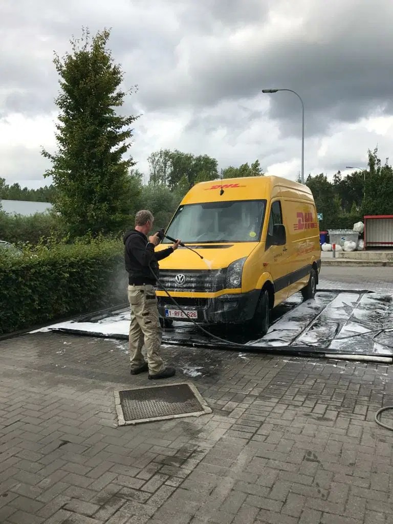 Auto's & vrachtwagens professioneel reinigen DLR Cleaning