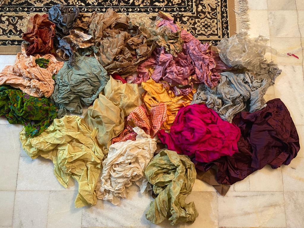 16YO Upcycles Waste Fabric Into Covers, Helps Rural Women Earn Rs 700/Week