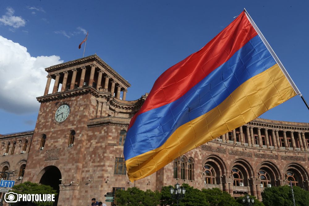 Armenia celebrates 102nd anniversary of First Republic Public Radio