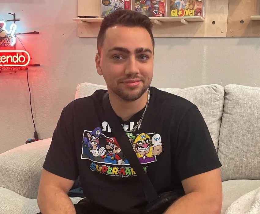 Mizkif (Matthew Rinaudo) Wiki, Age, Height, Girlfriend, Career, Net