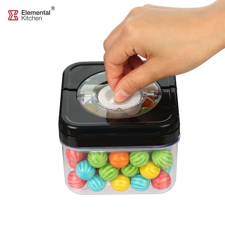 Airtight Food StorageSaveTheDate Lid 99262011