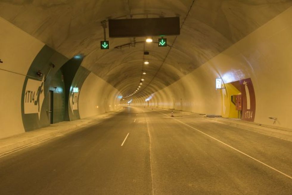 The 10 longest road tunnels in Greece