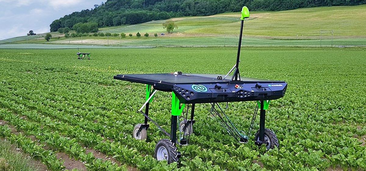 These Smart WeedKilling Robots Use Twenty Times Less Herbicide