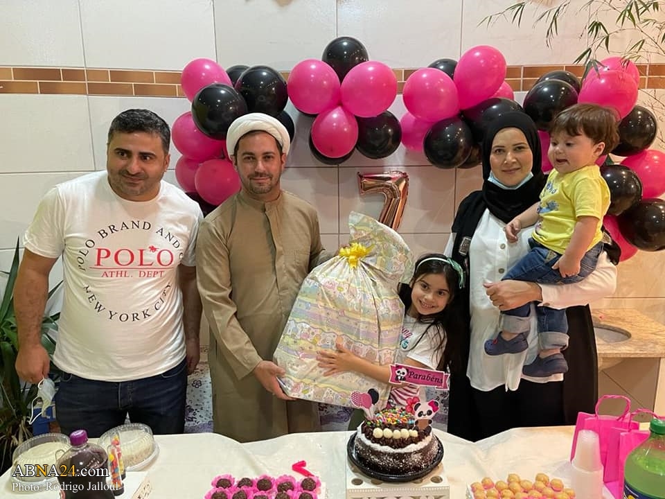 Photos Meeting on importance of charity in the Holy Quran held at