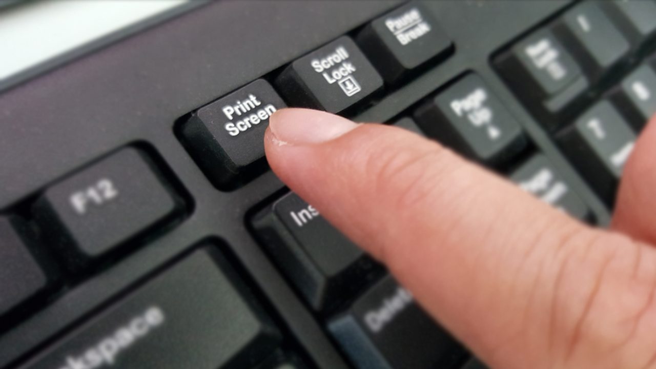 How to take a screenshot on a Windows computer