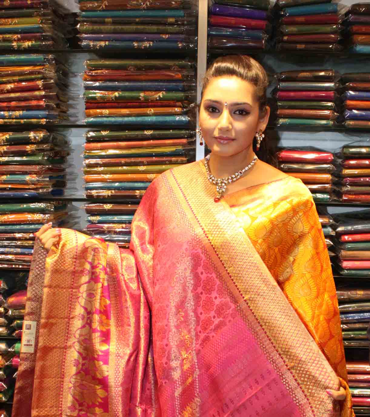 Traditional Dress of Karnataka For Men and Women Lifestyle Fun