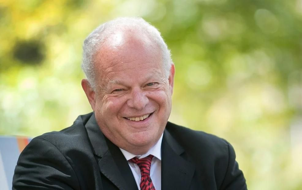 Martin Seligman, precursor da Psicologia Positiva (En)Cena A Saúde