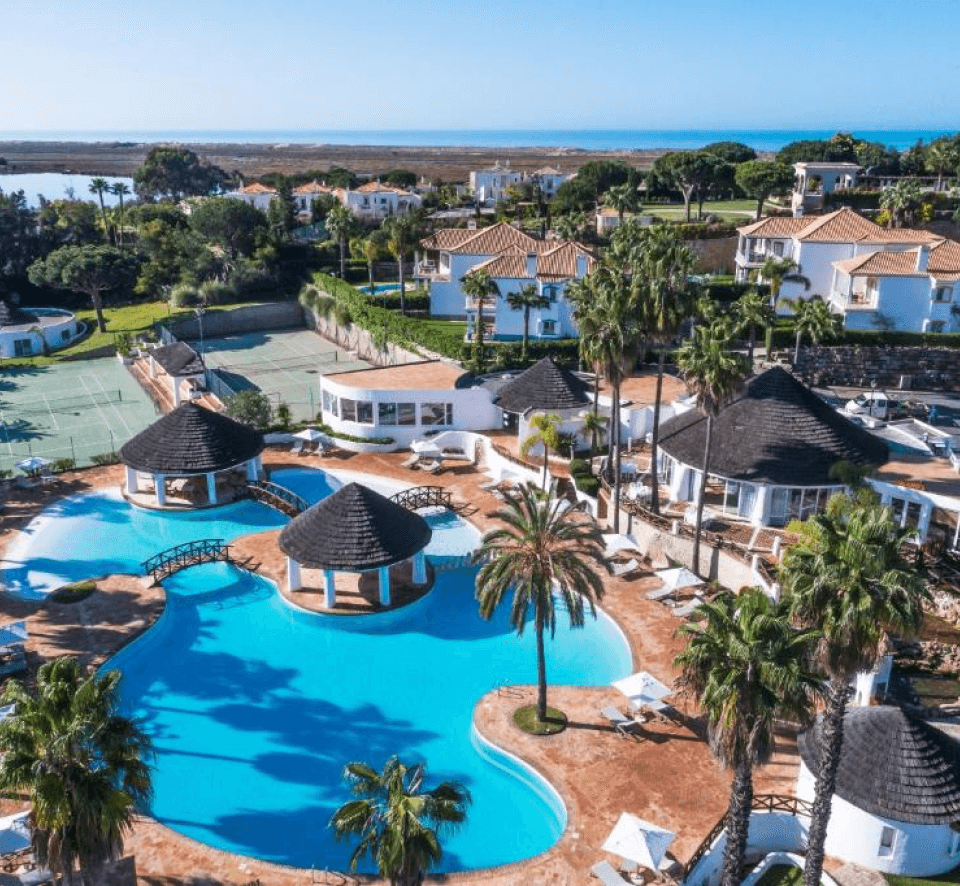 Encosta do Lago Resort Club no centro da Quinta do Lago