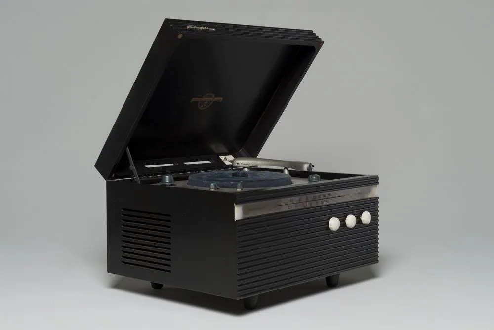 Sori Yanagi Japanese Industrial Designer Encyclopedia of Design