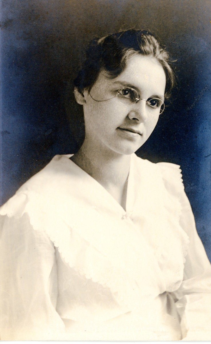 ESDA Quimby, Paul Elmore (18941987) and Mae Ordelia (Henise) (19001997)