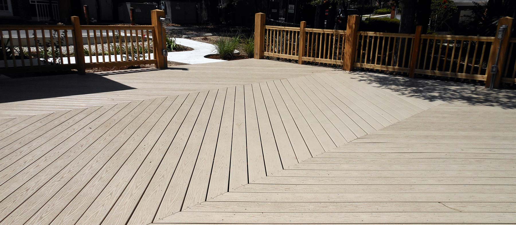 Unleash Your Creativity With Endeck PVC Decking Endeck