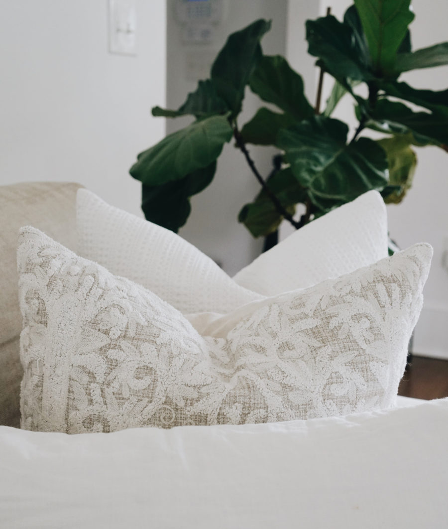 Pillow Styling 101 Decorative Pillow I Endlessly Elated