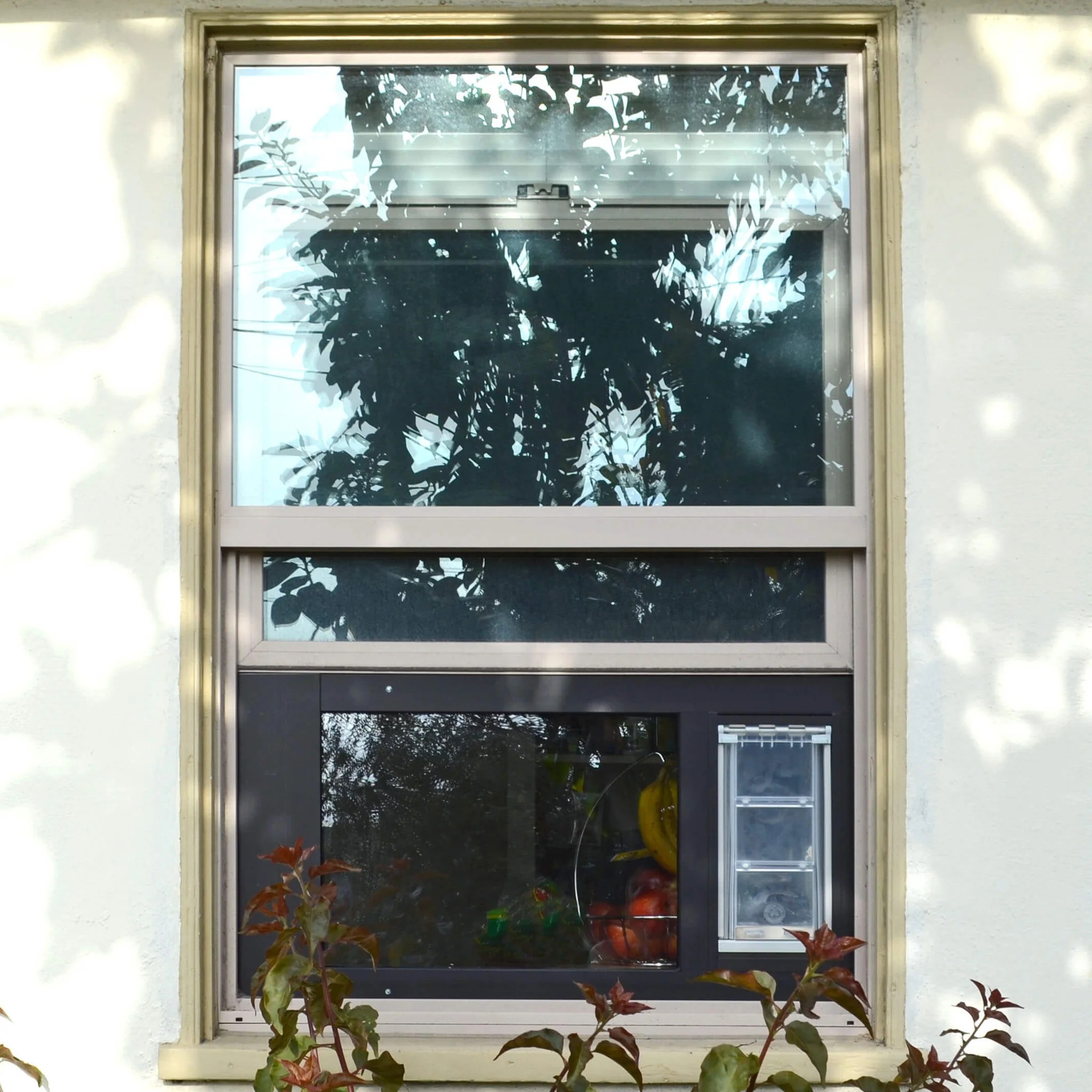 Thermo Sash 3e Pet Door Ultimate EnergyEfficient Solution for Sash