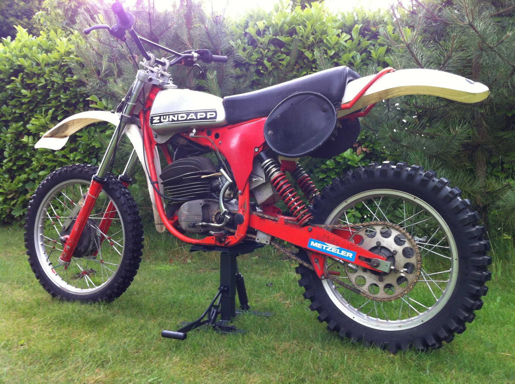 Zündapp MC 125 Werksmotorrad aus 1977/78 EnduroKlassik.de