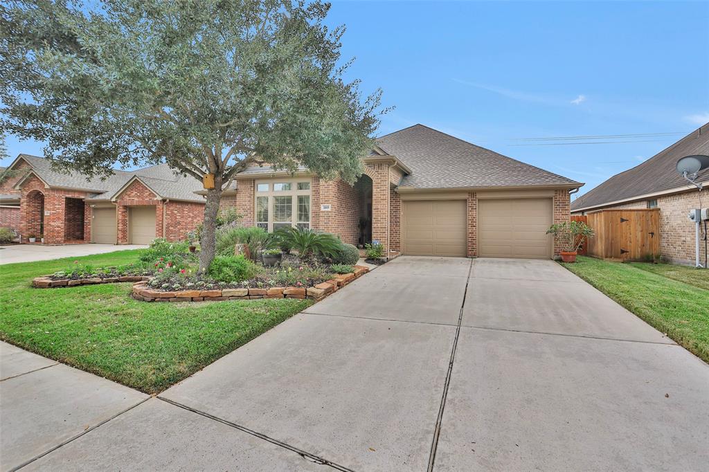 HIGHLIGHT HOME OF THE WEEK! Imperial Oaks Park North Houston Suburbs