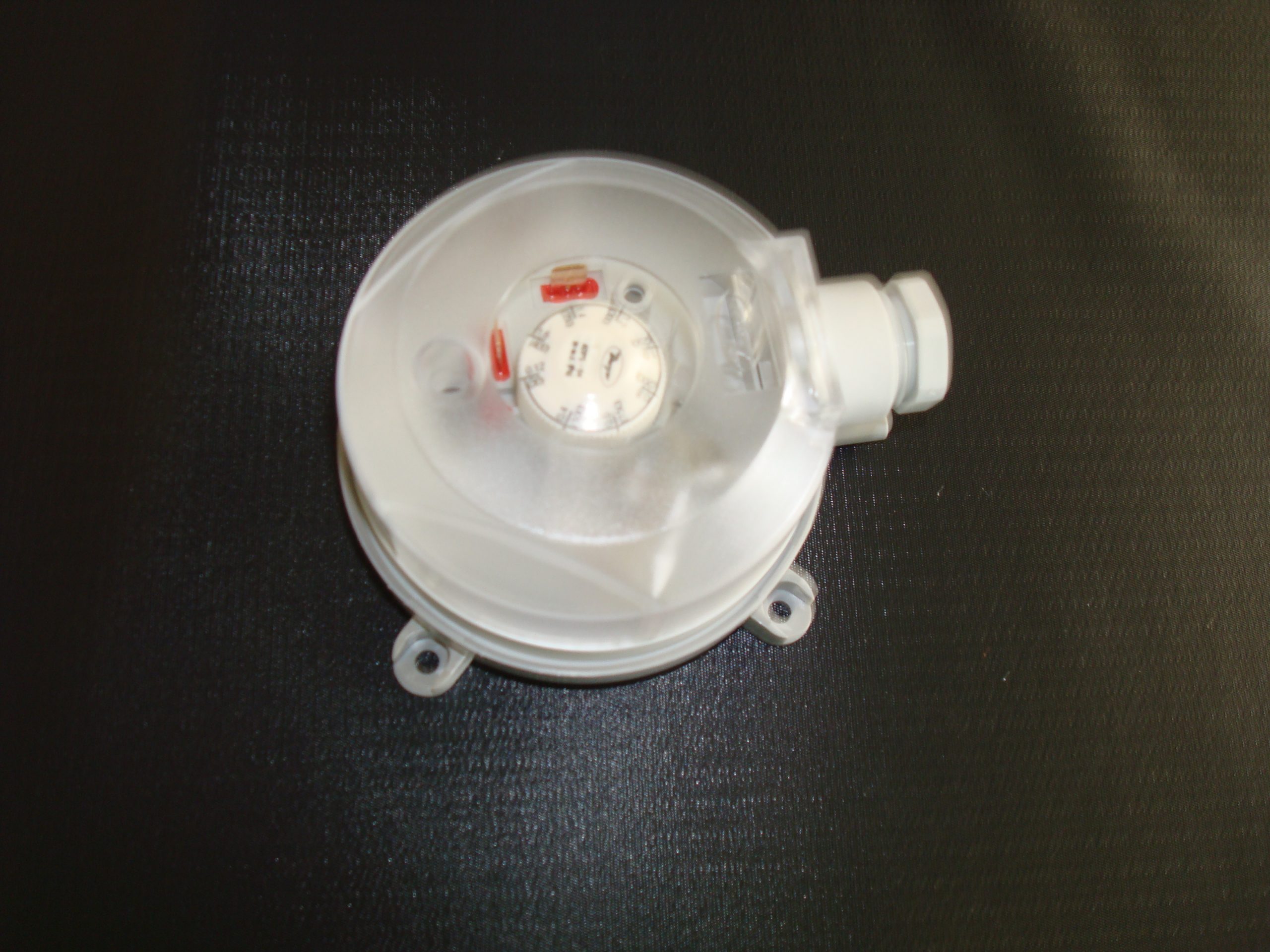 Dwyer Pressure Switch | Energenics