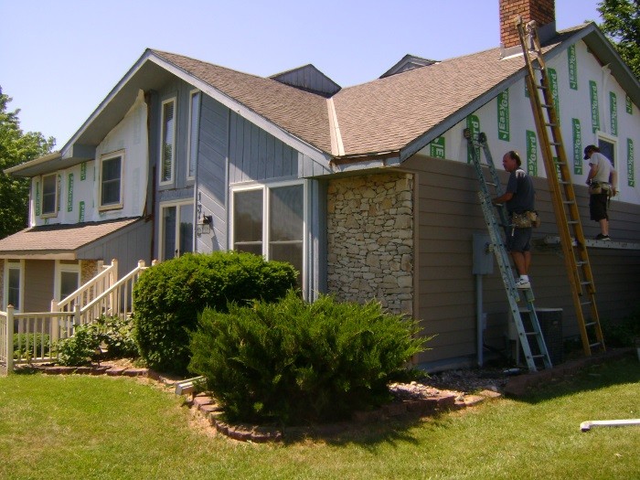 Siding Replacement FAQs in Kansas City