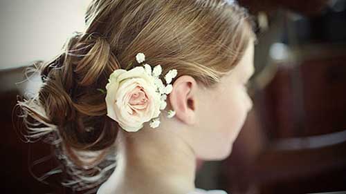 10 Ideias de Penteados LINDOS para Daminhas de Honra!