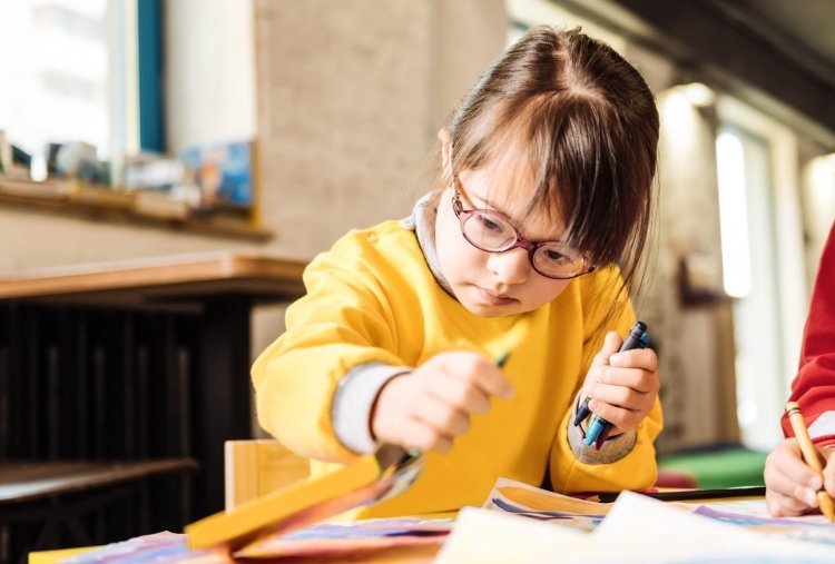 Curriculum Adaptation Tips and Strategies Engaging Disability