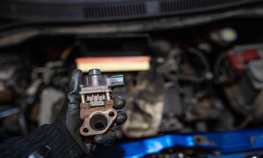 Car Sputtering Check Engine Light On [10 Causes And Fixes]