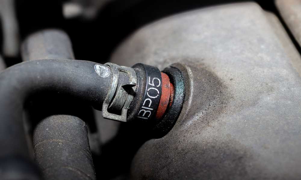 Can An Exhaust Leak Cause Rough Idle? [7 Symptoms]