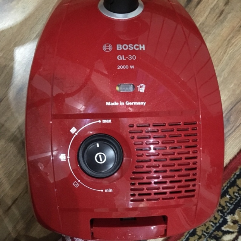 Review of the Bosch GL 30 vacuum cleaner characteristics, functions