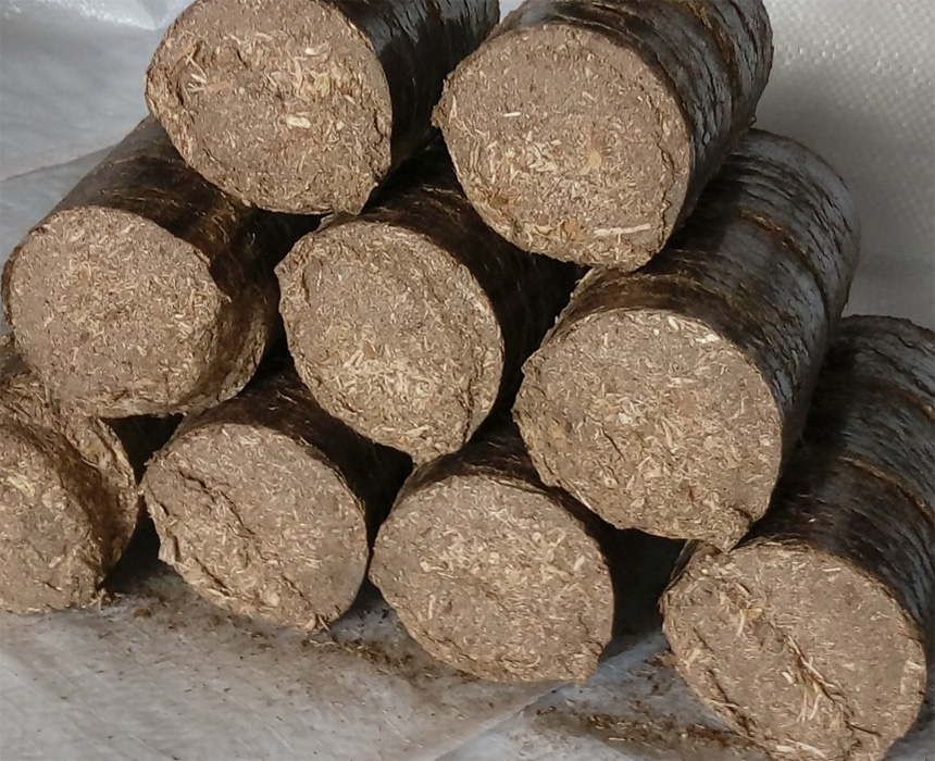 Gepresstes Sägemehl zum Heizen Vor und Nachteile + Vergleich mit anderen Brennstoffen
