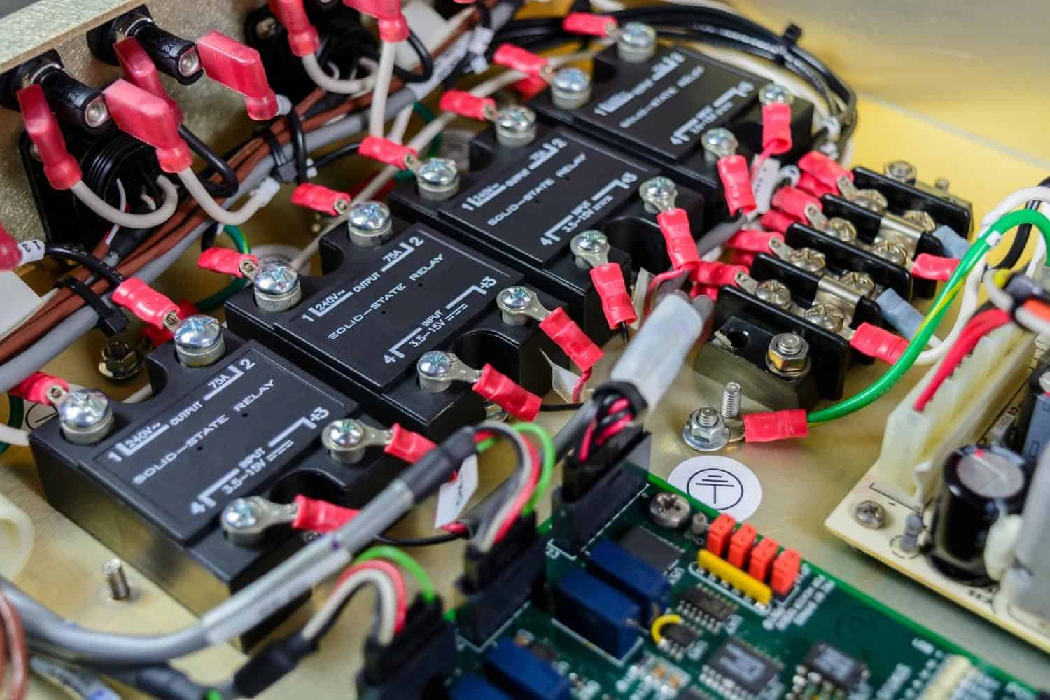 How Do Relays Work? (All You Need To Know) Engineer Fix