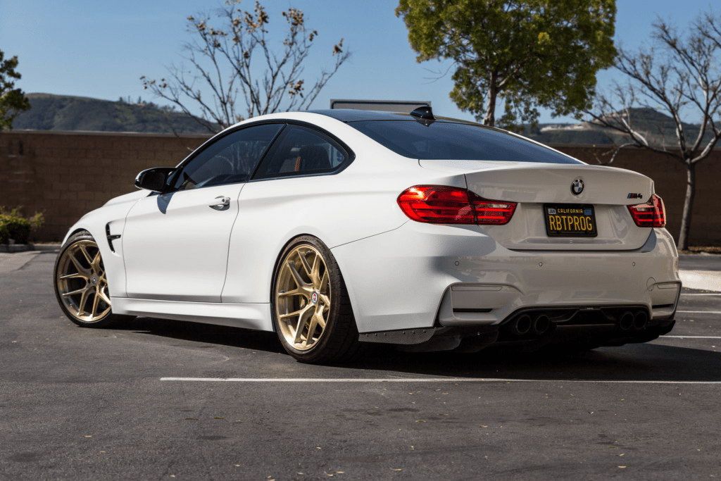 Do White Cars Look Good With Bronze Rims? Engineerine