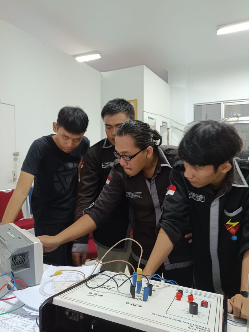 Measurement Laboratory and Electric Power System Bachelor Electrical Engineering