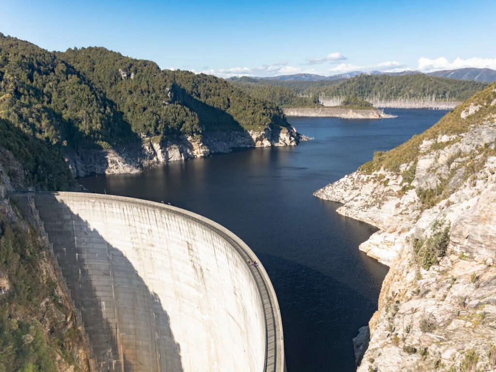 18 Types of Dams Components, Advantages & Disadvantages [Explained