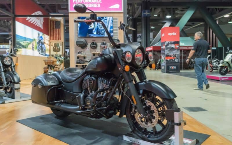 10 Cruiser Motorcycles With a Radio (Perfect for Touring) - Engine Patrol