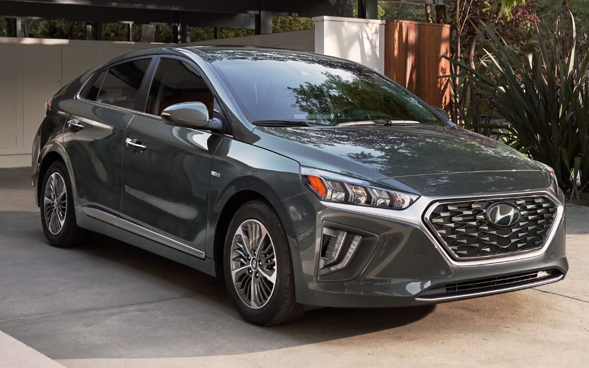 6 Best & Worst Hyundai Ioniq Hybrid Years (Facts & Stats) Engine Patrol