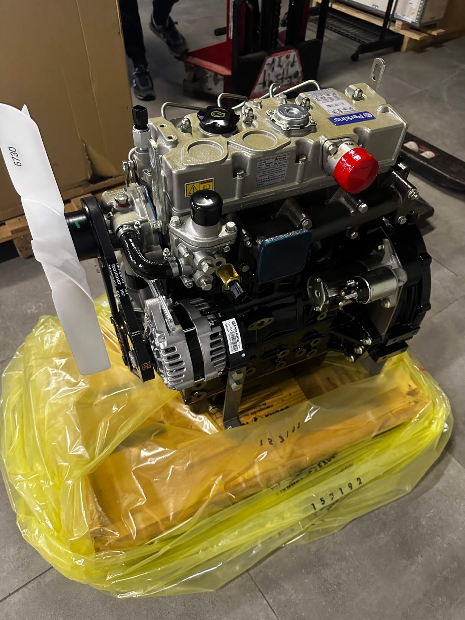 Engines For Tractors, Excavators For Industrial Equipment