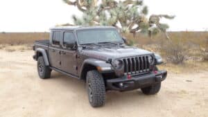 Jeep Gladiator Transmission Fluid Capacity | EnginesWork