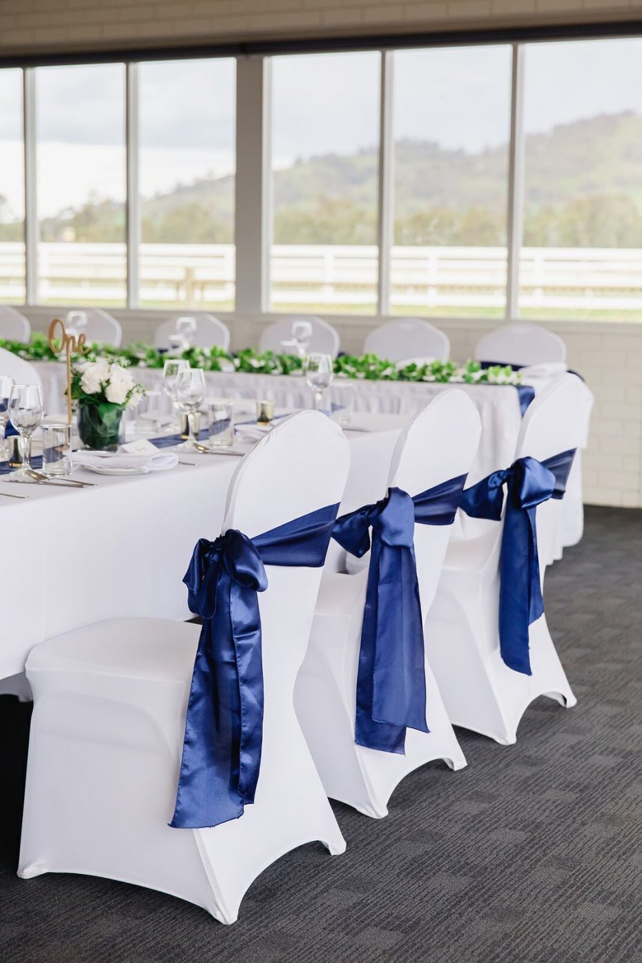 chair cover hire Albury Wodonga Beechworth, Rutherglen, Corowa, sashes