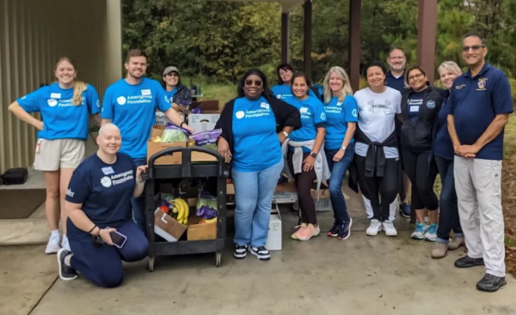 Lion Club Members Provide Service to the Community