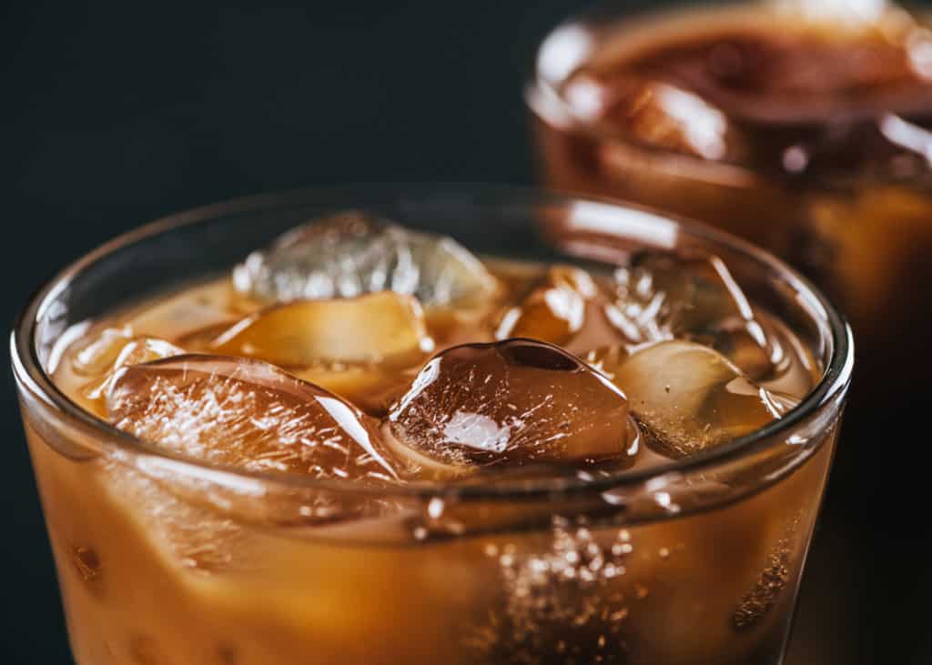 How to Make Iced Coffee [Best Way, Fast Way] Plus Tips and 12 Recipes