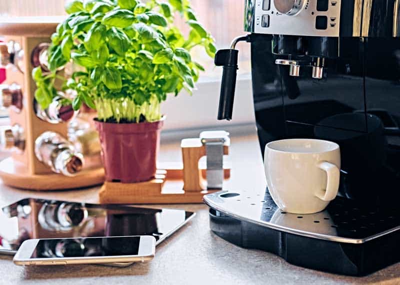 3 Best Smart WiFi Coffee Makers The Lazy Coffee Lovers Guide EnjoyJava