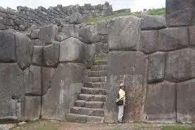 megalithic walls at Cuzco