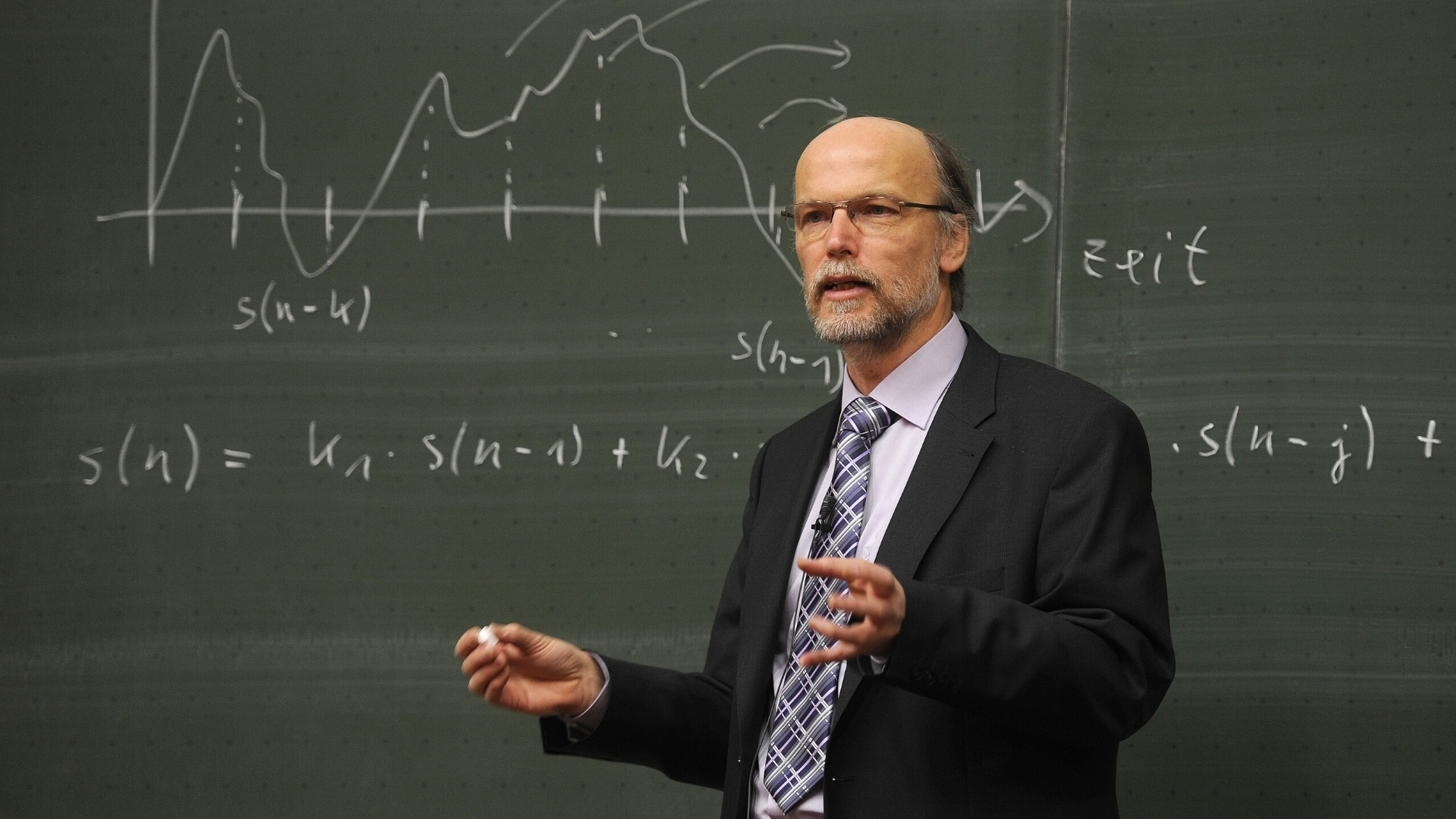 110 Questions to Ask a Professor(04)