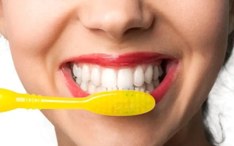 Does Hydrogen Peroxide Whiten Teeth How to Use It?