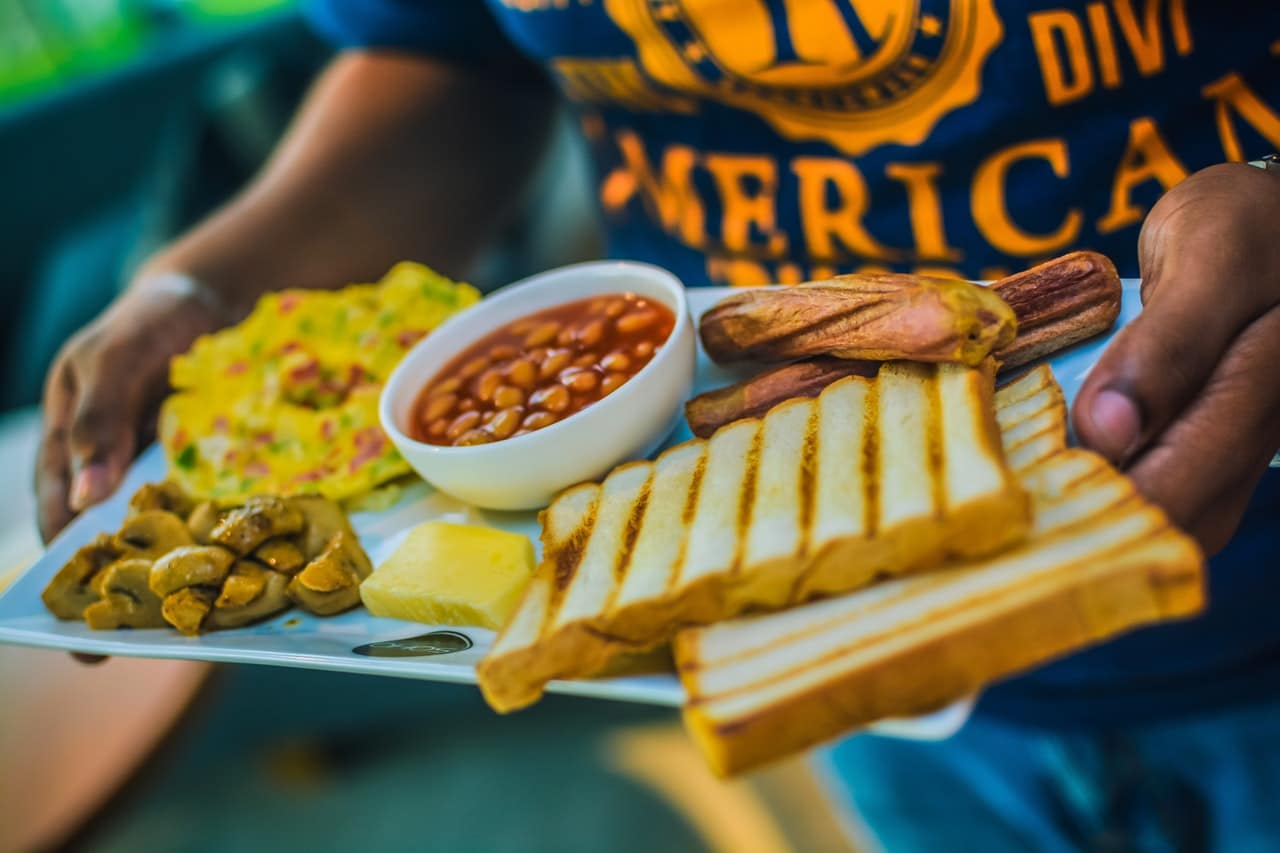 Do you know the Impact of GST on Food Service & Restaurant Business?