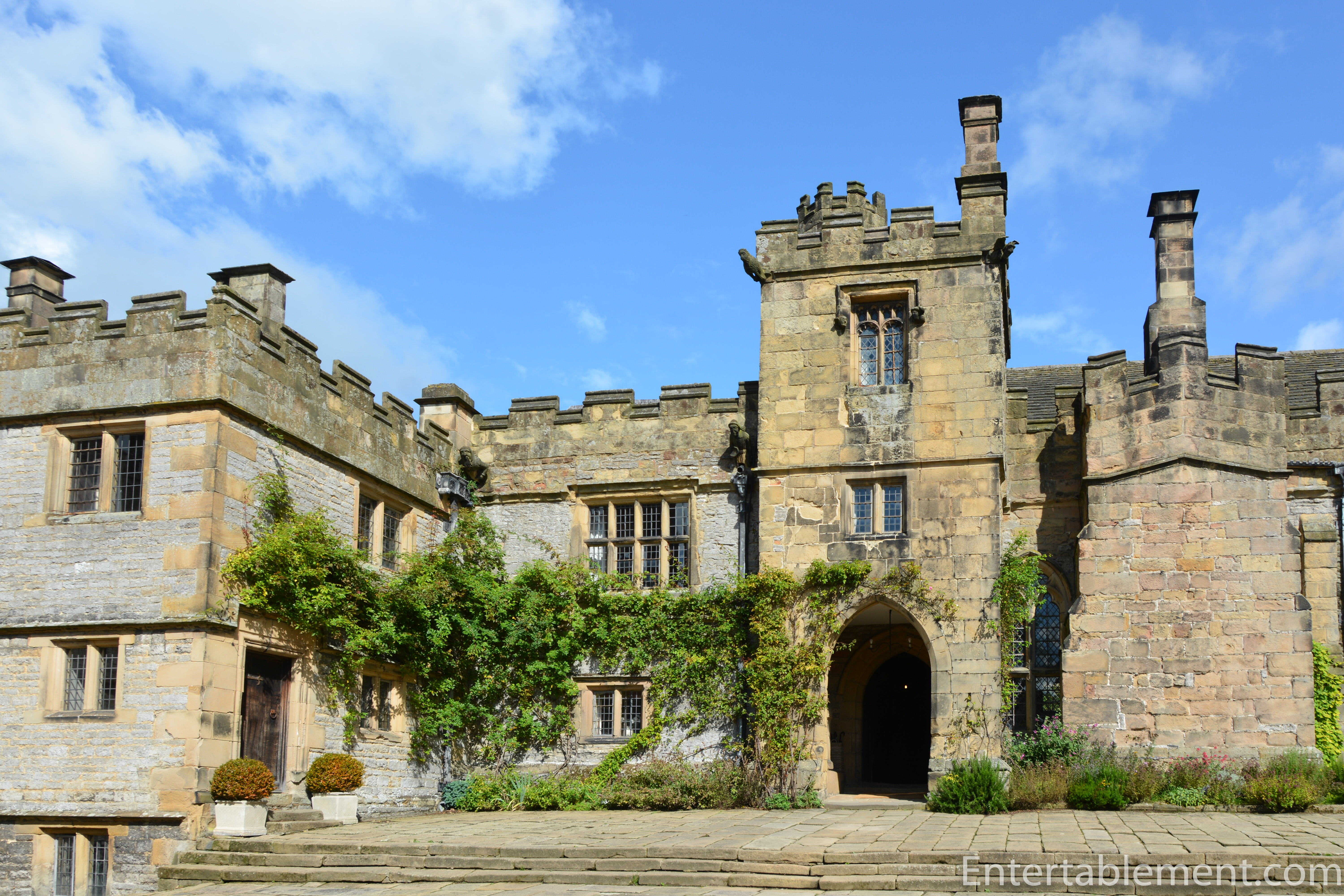 Entertablement Abroad Haddon Hall, Derbyshire Entertablement