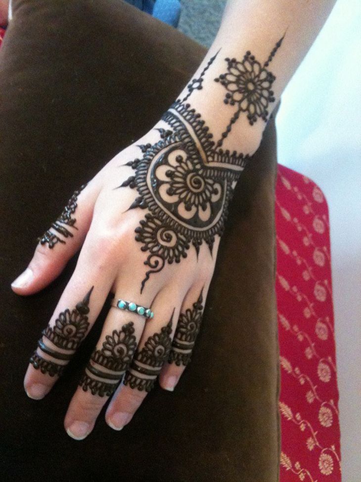 35+ Latest Back Hand Mehndi Design Ideas For Eid 2015 EntertainmentMesh