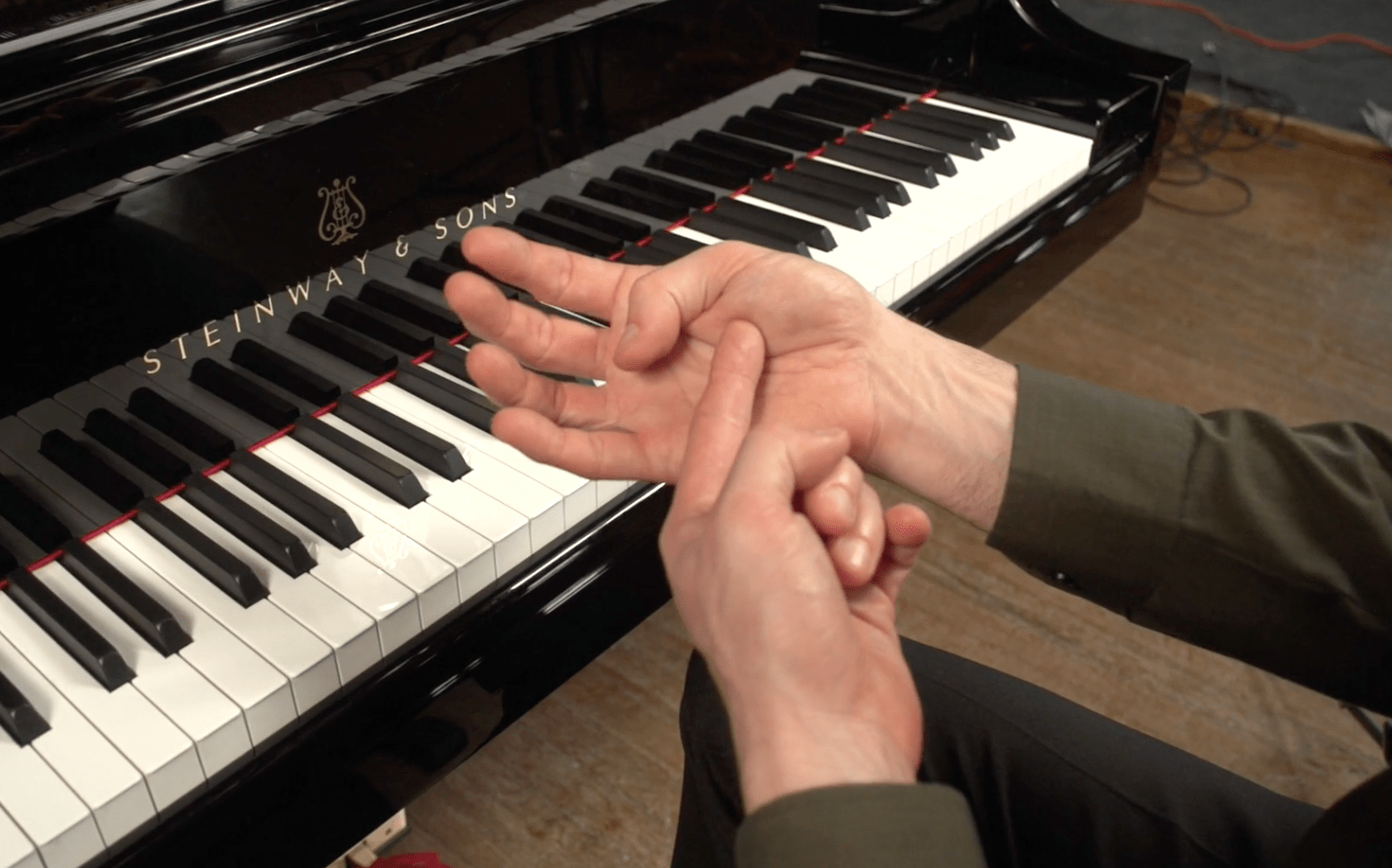 The Problem with ThumbUnder — and the Alternative Entrada